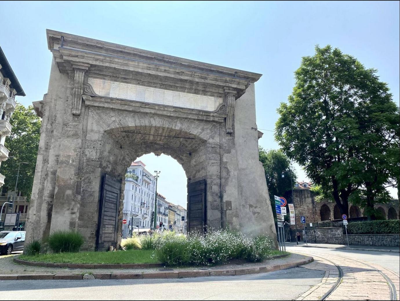 Wonderful Downtown Apartment-Hd Netflix, King-Size Bed, Two Minutes' Walk From Metro Mailand Exterior foto
