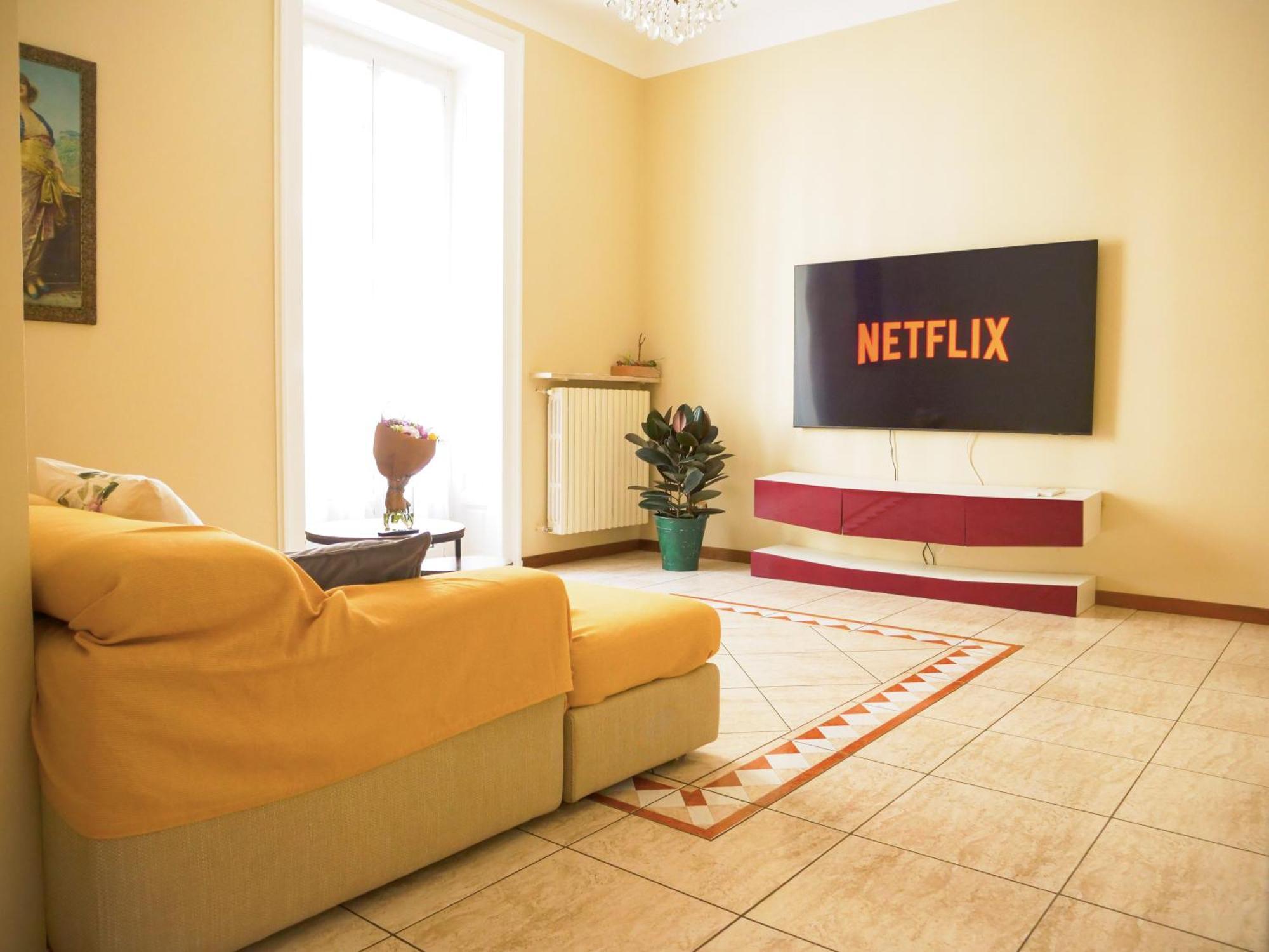 Wonderful Downtown Apartment-Hd Netflix, King-Size Bed, Two Minutes' Walk From Metro Mailand Exterior foto